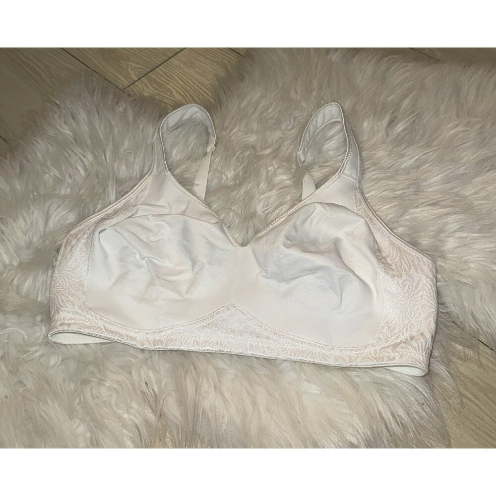 Playtex 18 Hour Seamless Smoothing Bra Unpadded Wire Free 36D White 4049
